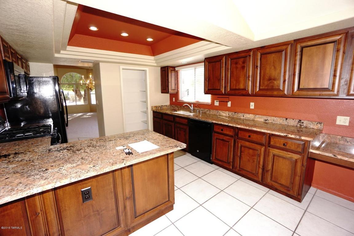 8031 E Star Glory Dr, Tucson, AZ 85715 photo 6