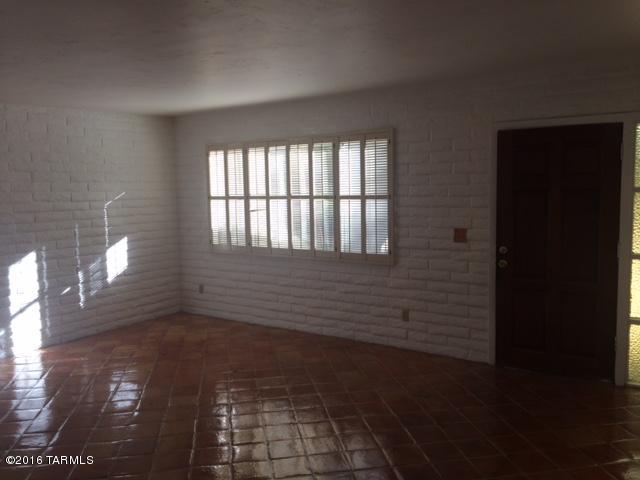 115 E Cholla Shadows, Tucson, AZ 85704 photo 4