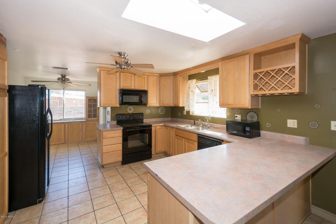 5750 E 5th St, Tucson, AZ 85711 photo 6