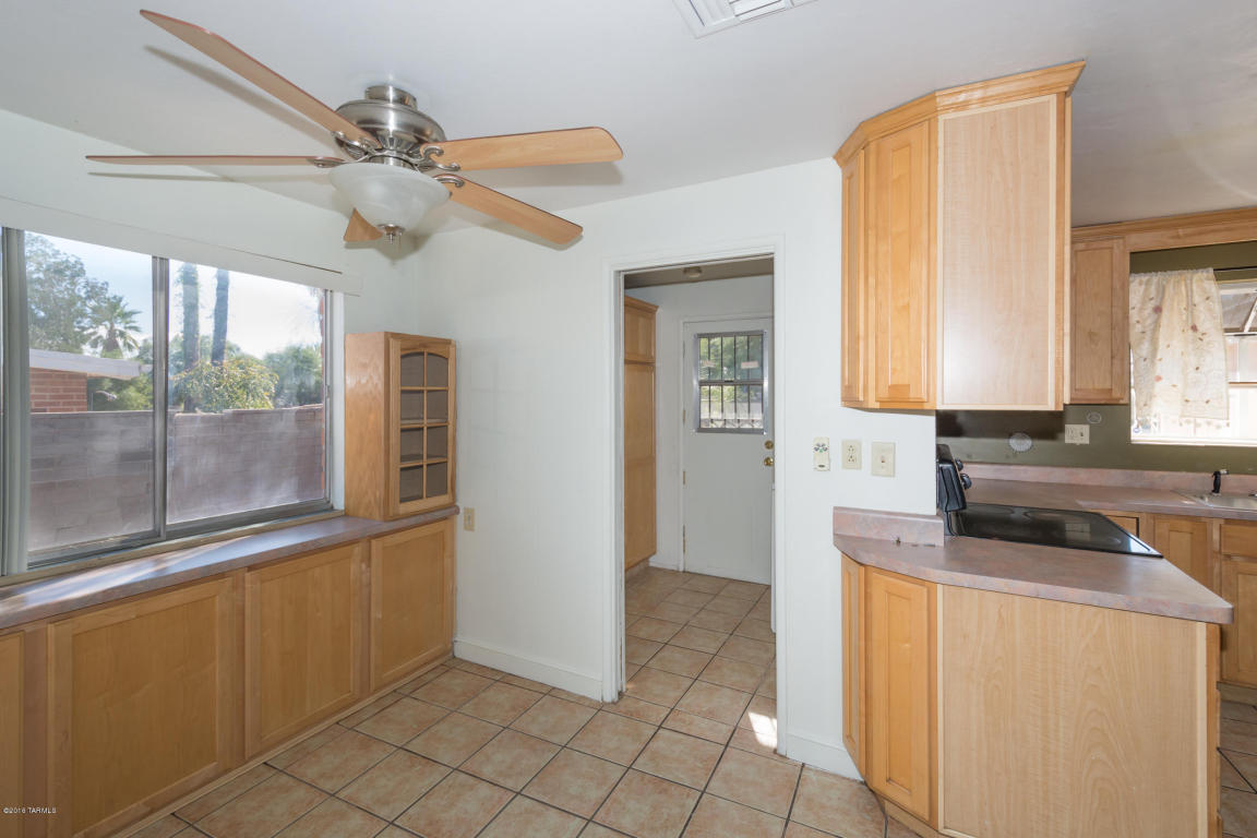 5750 E 5th St, Tucson, AZ 85711 photo 8
