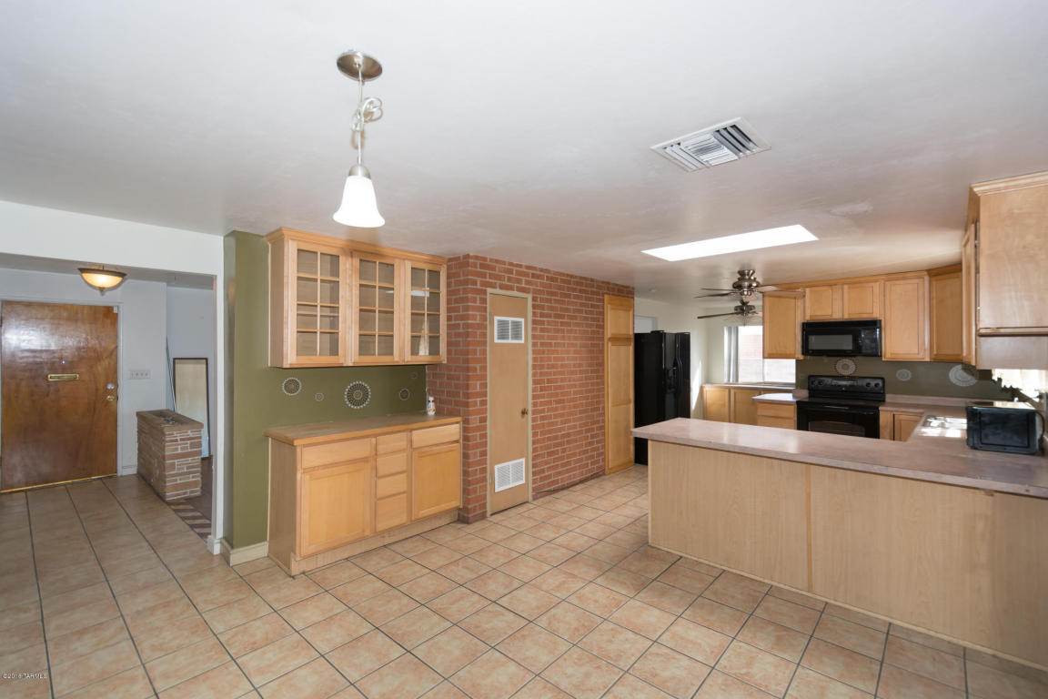 5750 E 5th St, Tucson, AZ 85711 photo 5