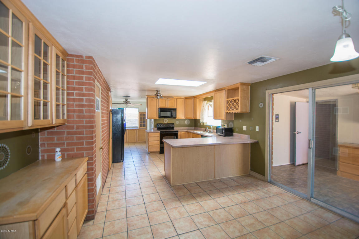 5750 E 5th St, Tucson, AZ 85711 photo 7
