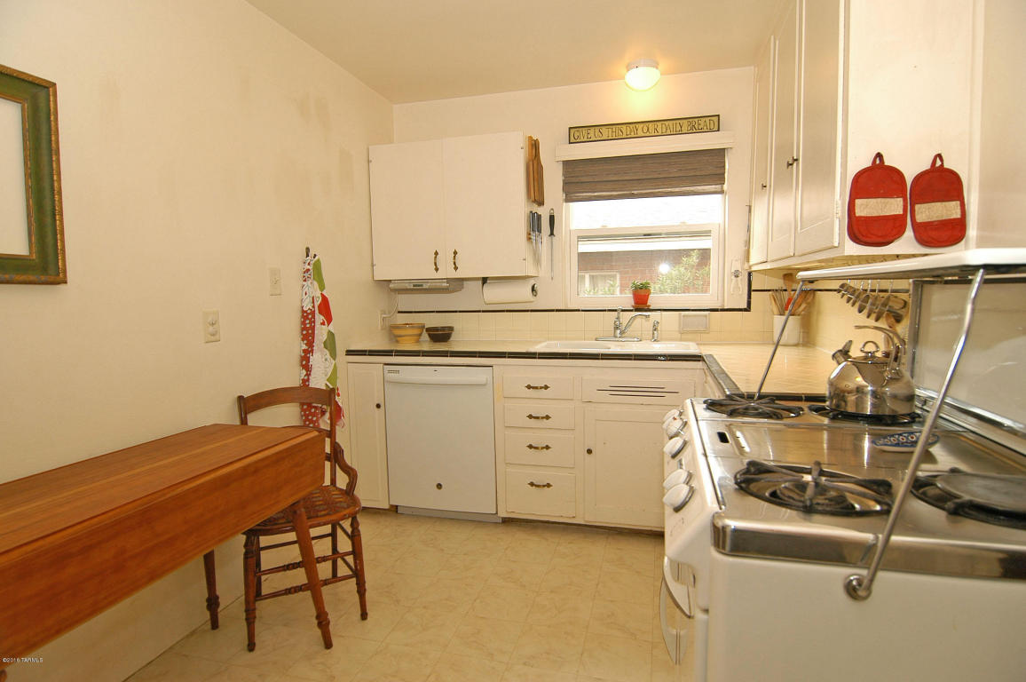 1146 E Waverly St, Tucson, AZ 85719 photo 11