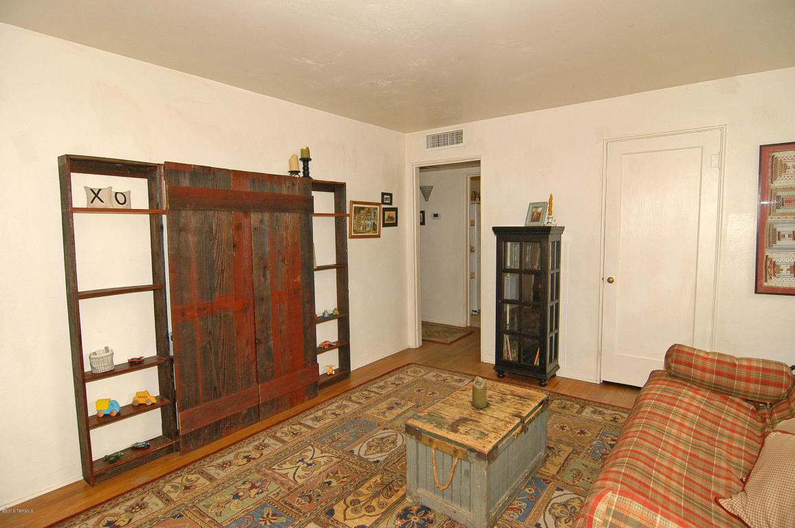 1146 E Waverly St, Tucson, AZ 85719 photo 10