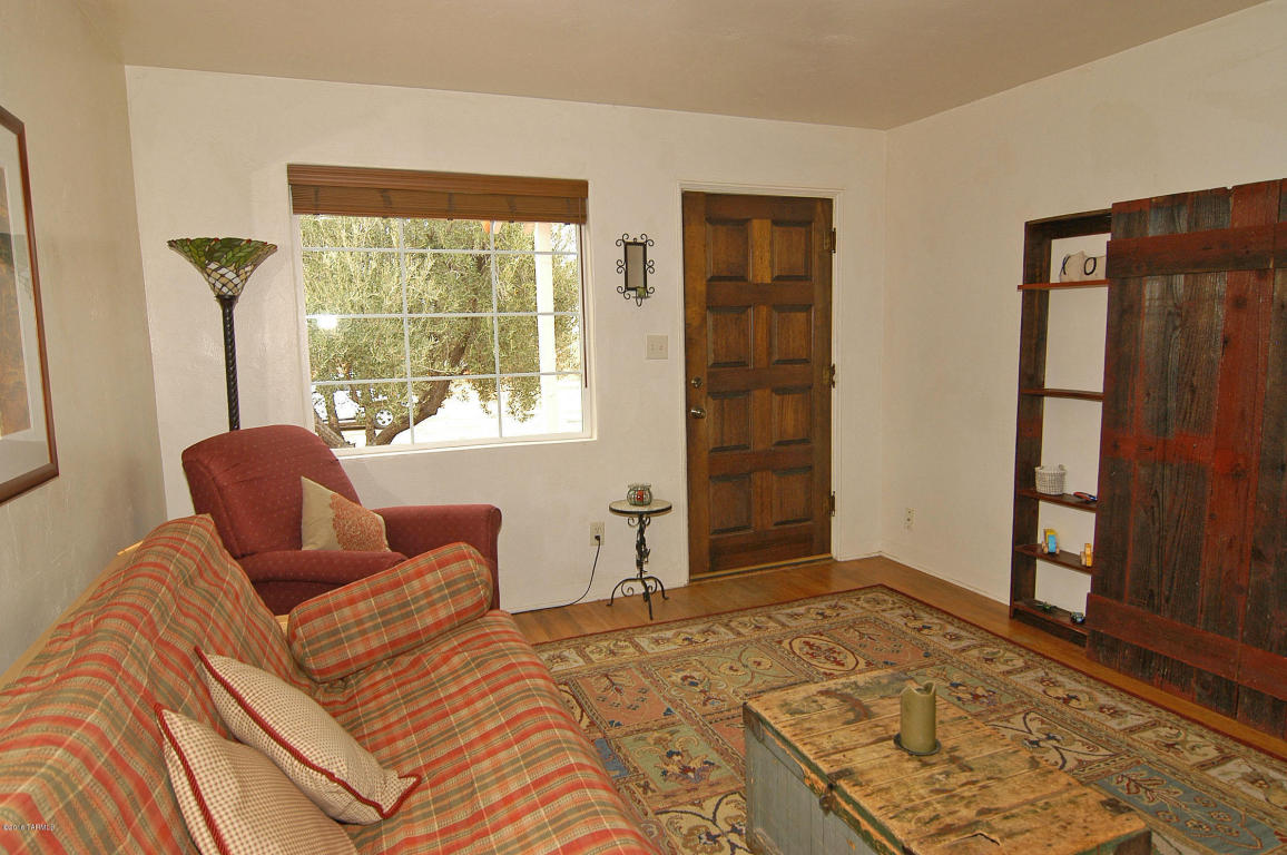 1146 E Waverly St, Tucson, AZ 85719 photo 9
