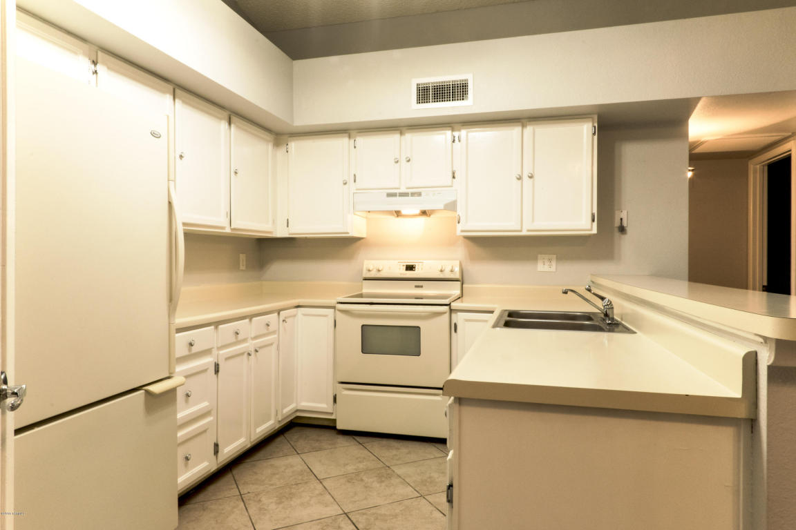 3307 W Firefall Pl, Tucson, AZ 85741 photo 7