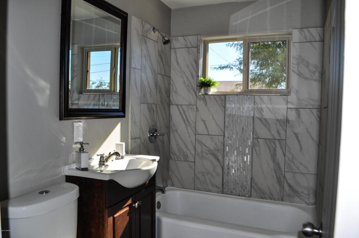 2940 E 26th St, Tucson, AZ 85713 photo 9