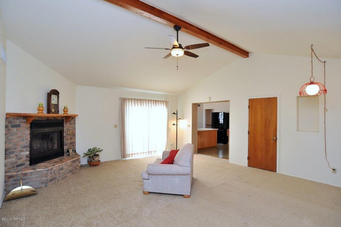 5814 E 18th St, Tucson, AZ 85711 photo 2