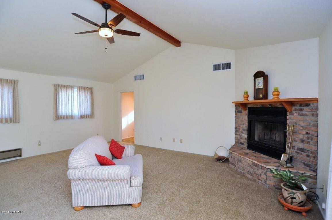 5814 E 18th St, Tucson, AZ 85711 photo 3