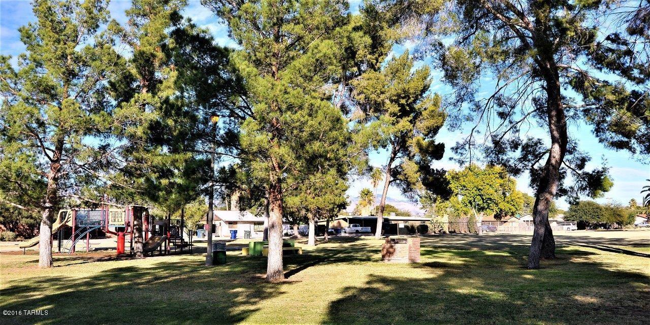 5814 E 18th St, Tucson, AZ 85711 photo 12