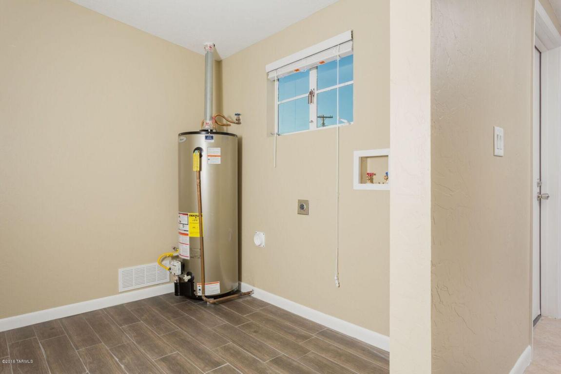 5801 E 4th St, Tucson, AZ 85711 photo 16