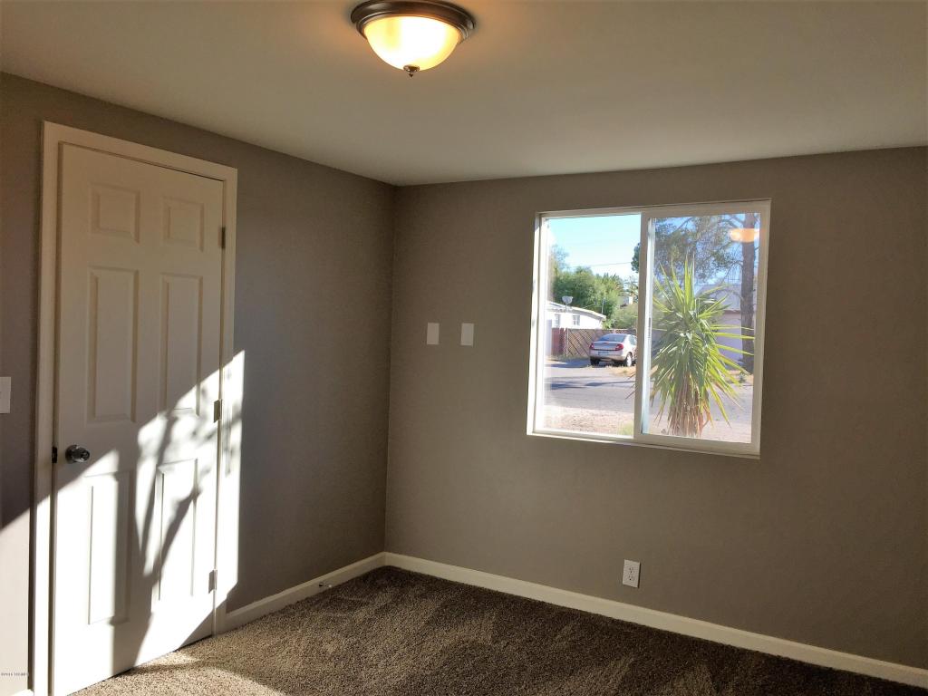 5609 E 23rd St, Tucson, AZ 85711 photo 9