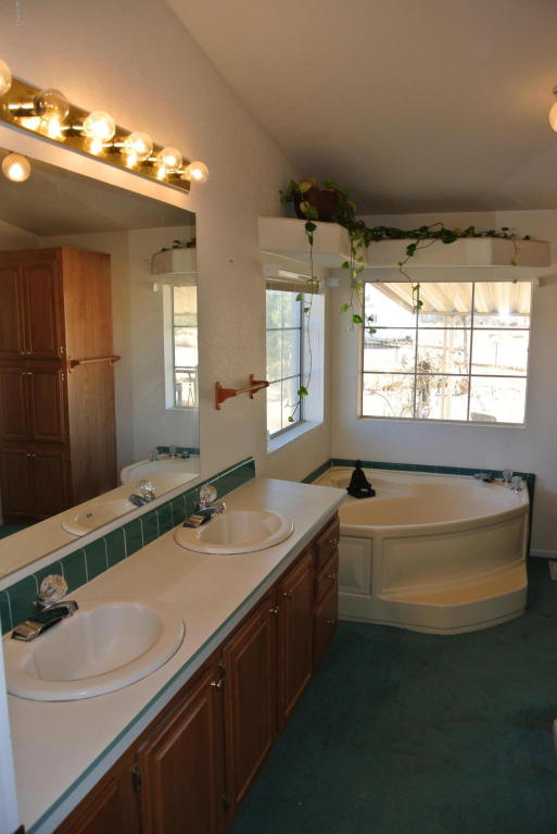 663 S Greenleaf Rd, Benson, AZ 85602 photo 19