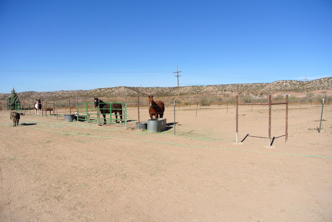 663 S Greenleaf Rd, Benson, AZ 85602 photo 28