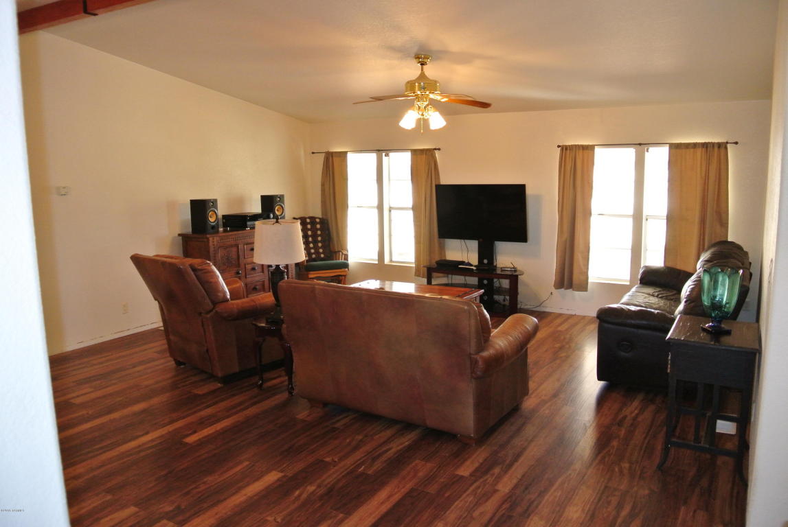 663 S Greenleaf Rd, Benson, AZ 85602 photo 10