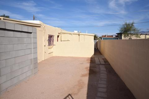707 E 35th St, Tucson, AZ 85713 photo 2