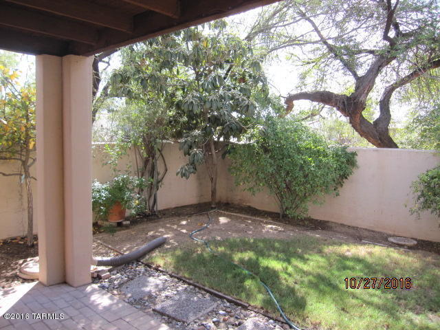 5396 E Francisco Loop, Tucson, AZ 85712 photo 8