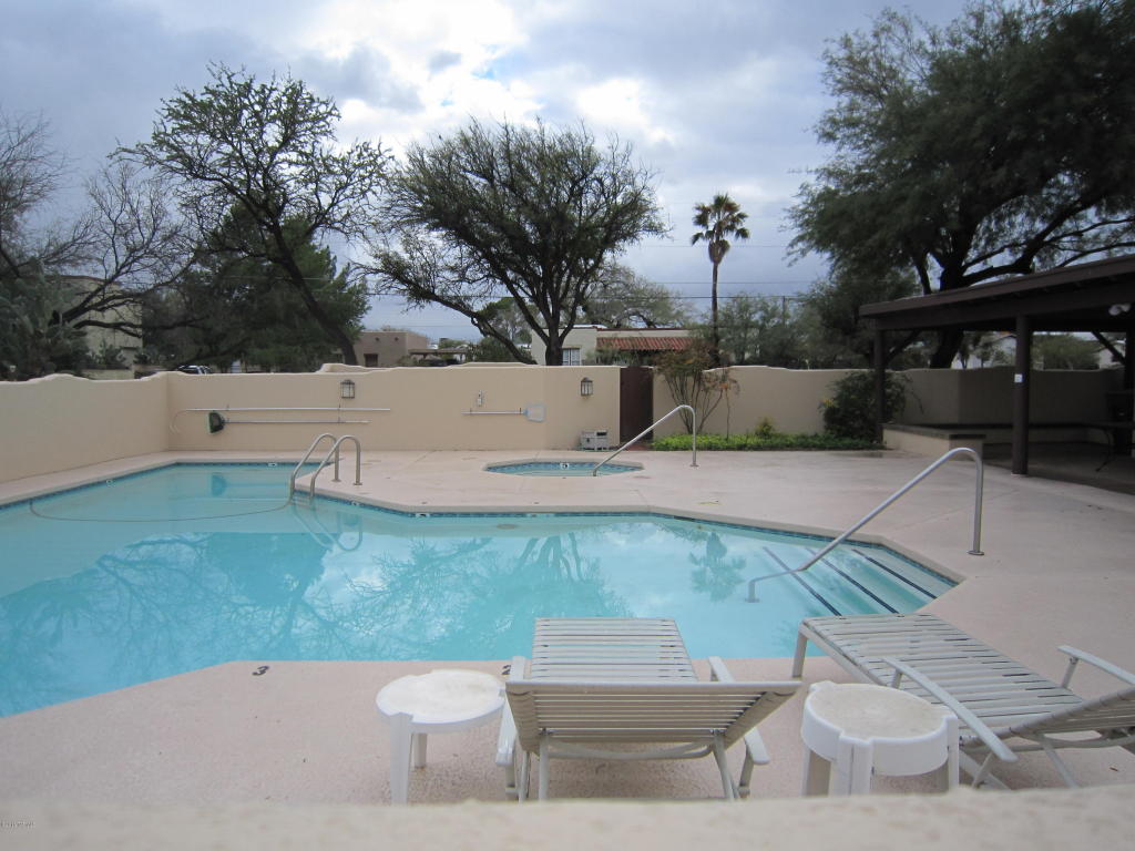 5396 E Francisco Loop, Tucson, AZ 85712 photo 12