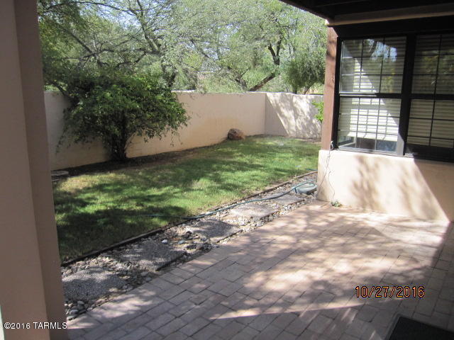 5396 E Francisco Loop, Tucson, AZ 85712 photo 9