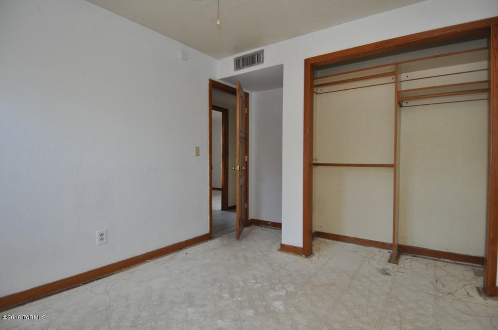 9181 E Walnut Tree Dr, Tucson, AZ 85749 photo 20