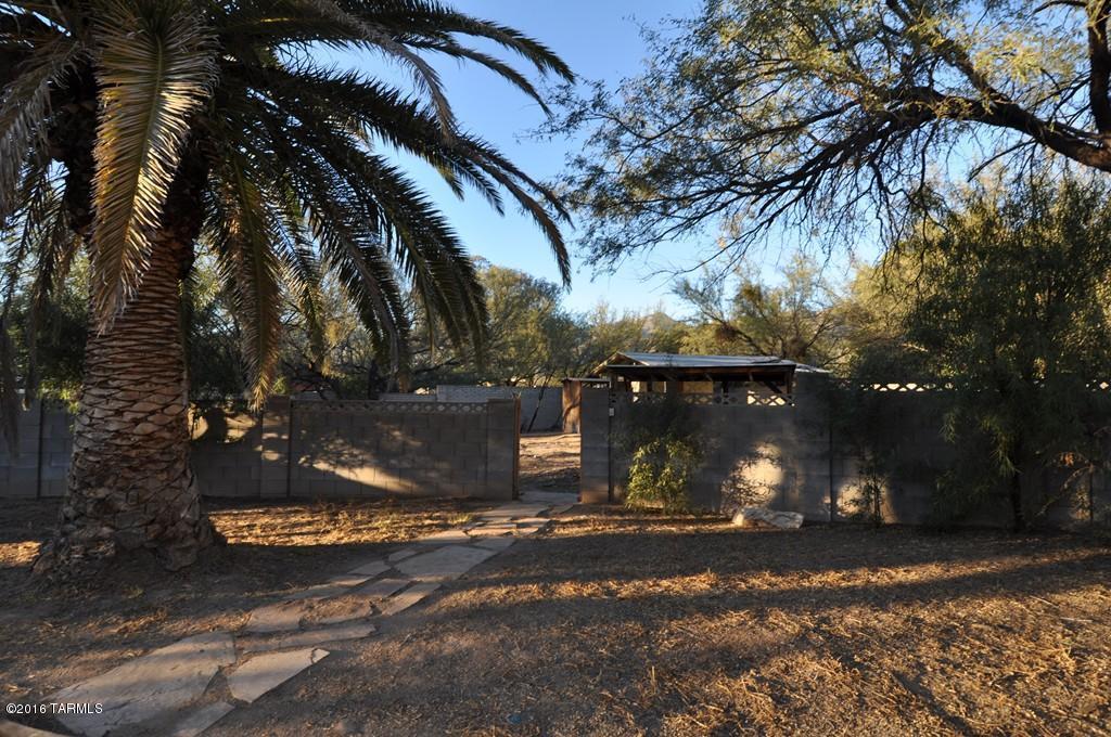 9181 E Walnut Tree Dr, Tucson, AZ 85749 photo 17
