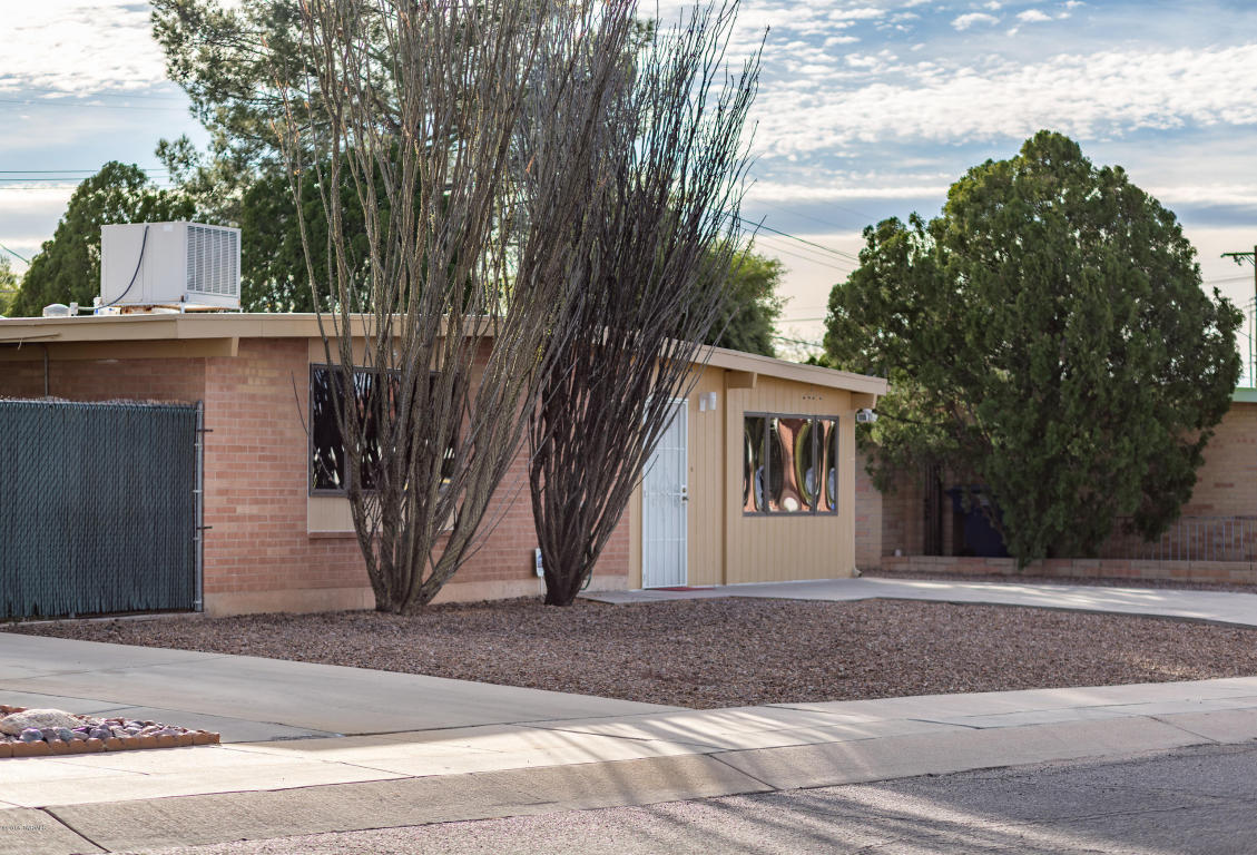 6532 E 39th St, Tucson, AZ 85730 photo 2