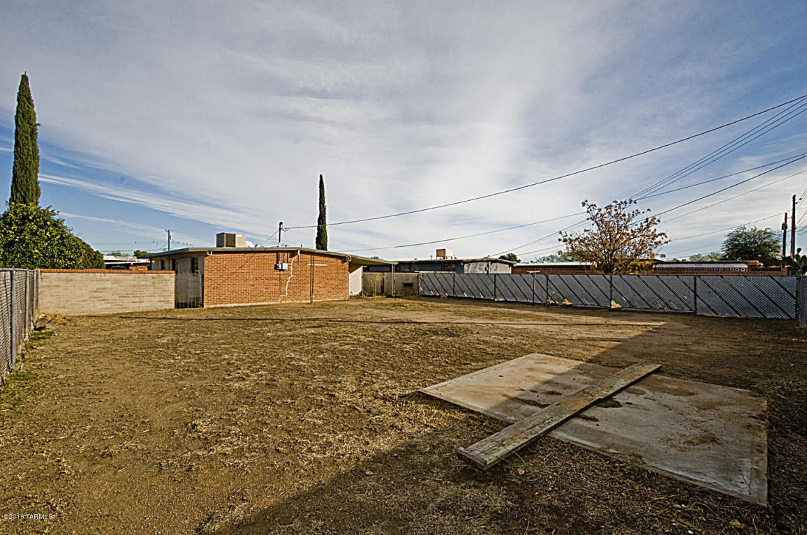 218 E Susana St, Tucson, AZ 85756 photo 25