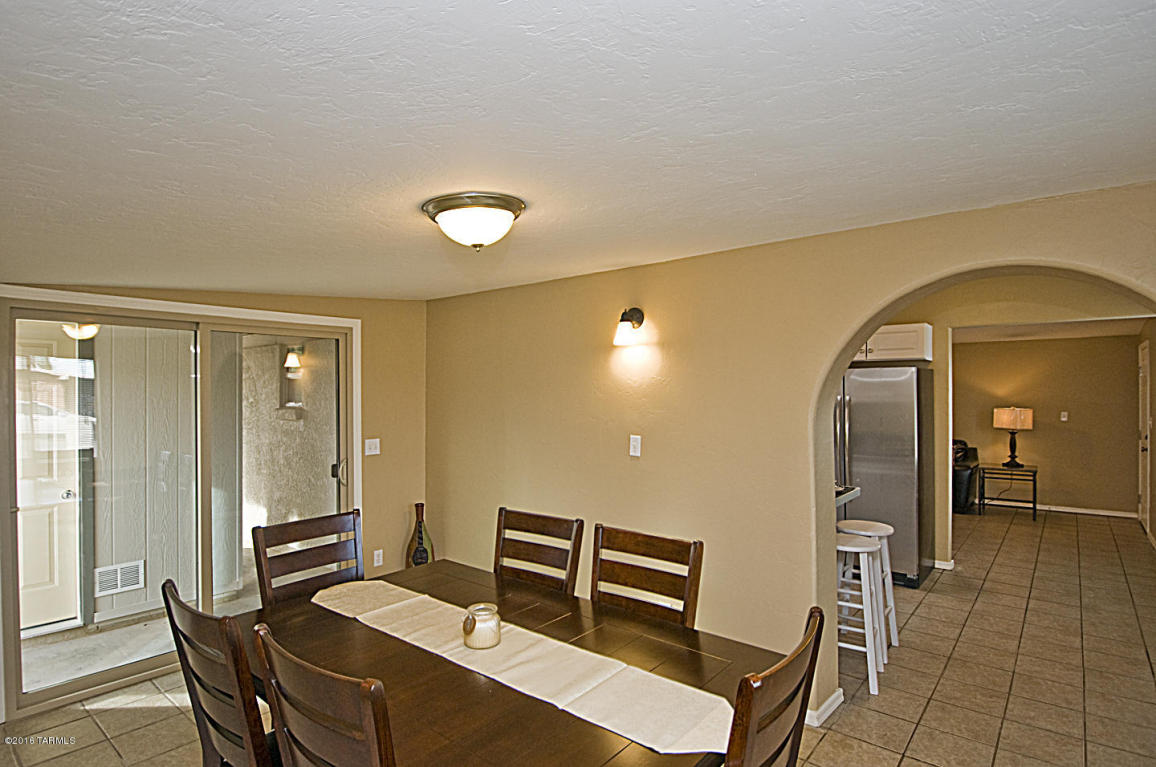 218 E Susana St, Tucson, AZ 85756 photo 10