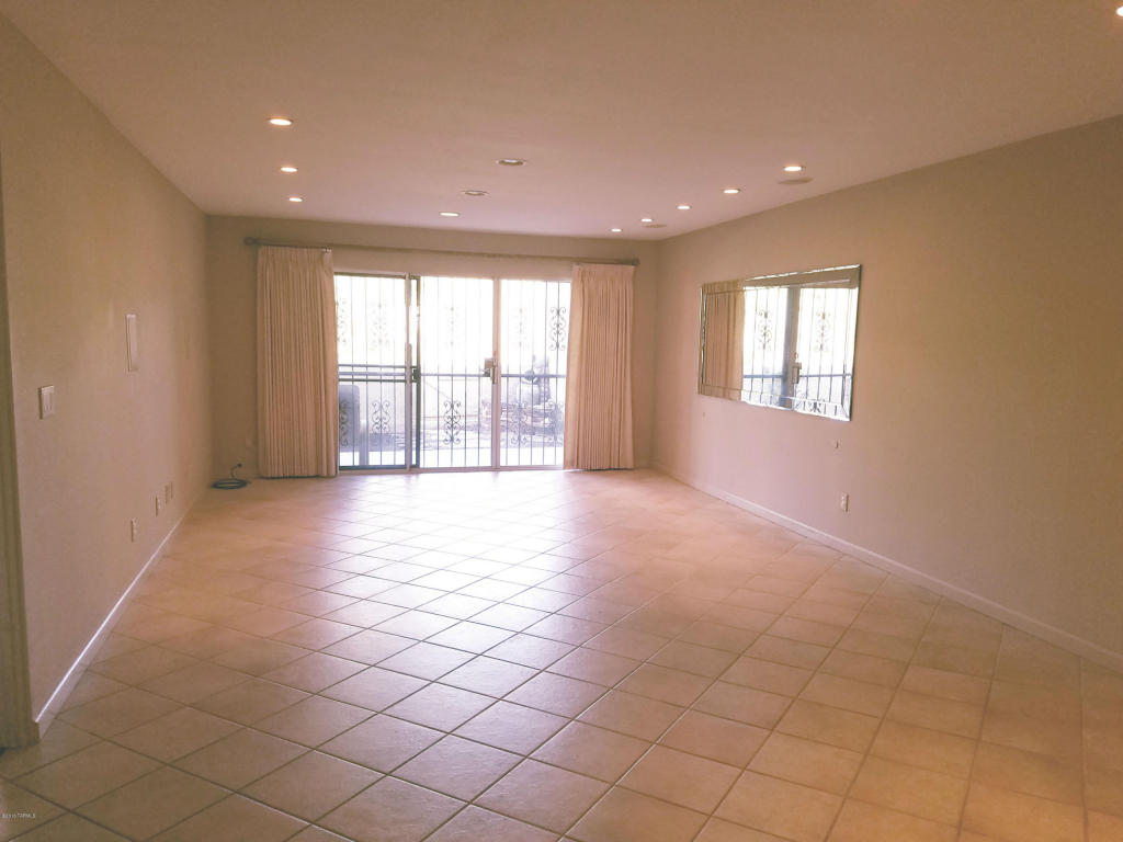 6945 E Rivercrest Rd, Tucson, AZ 85750 photo 4