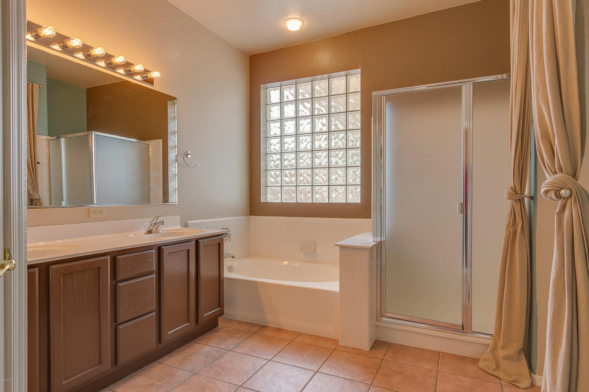 10249 E Calle Costa Del Sol, Tucson, AZ 85747 photo 12
