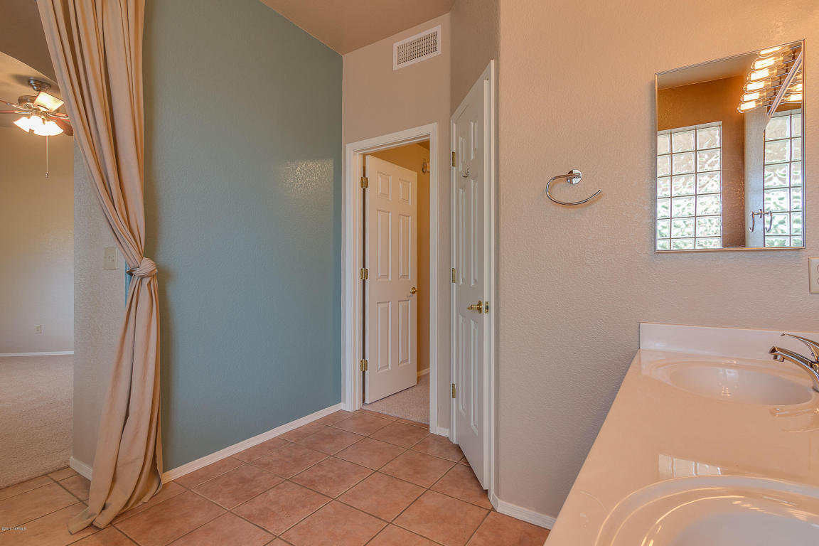 10249 E Calle Costa Del Sol, Tucson, AZ 85747 photo 13