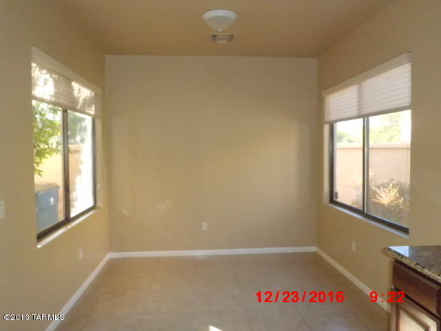 6915 E Cloud Rd, Tucson, AZ 85750 photo 8
