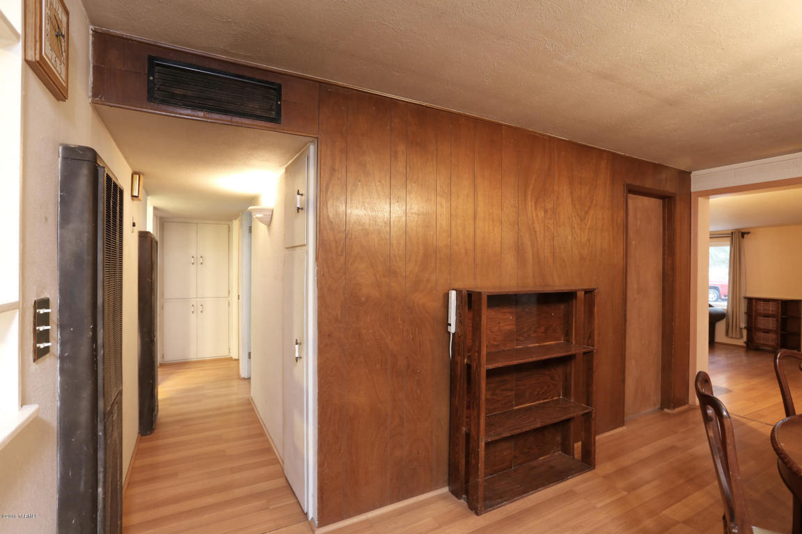4626 E Sylvane St, Tucson, AZ 85711 photo 13