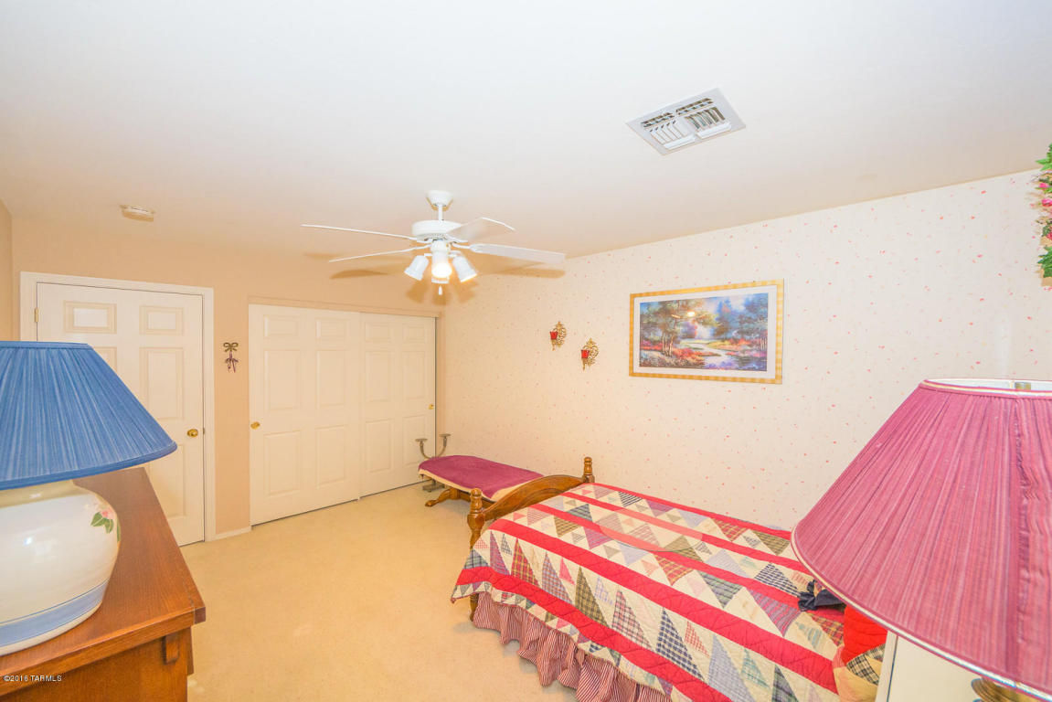 10587 E Bridgeport St, Tucson, AZ 85747 photo 18