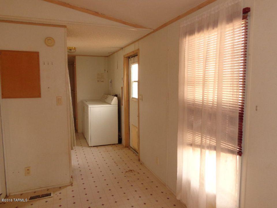2144 W Glorious Dr, Benson, AZ 85602 photo 5