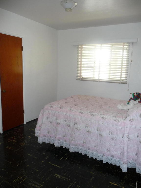 4765 E 18th St, Tucson, AZ 85711 photo 9