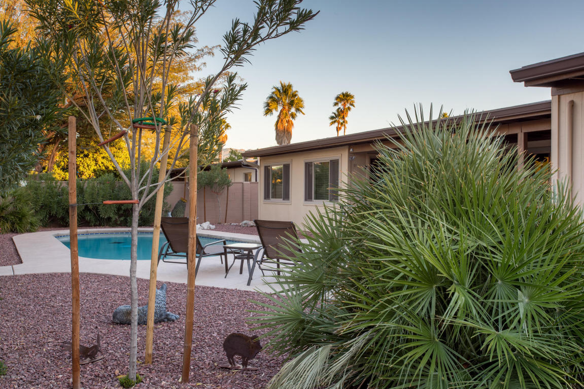 7611 Edison St, Tucson, AZ 85715 photo 1
