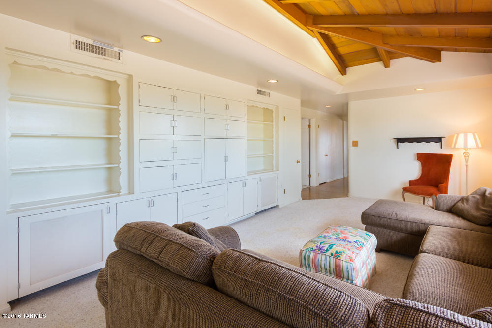 650 W River Rd, Tucson, AZ 85704 photo 14