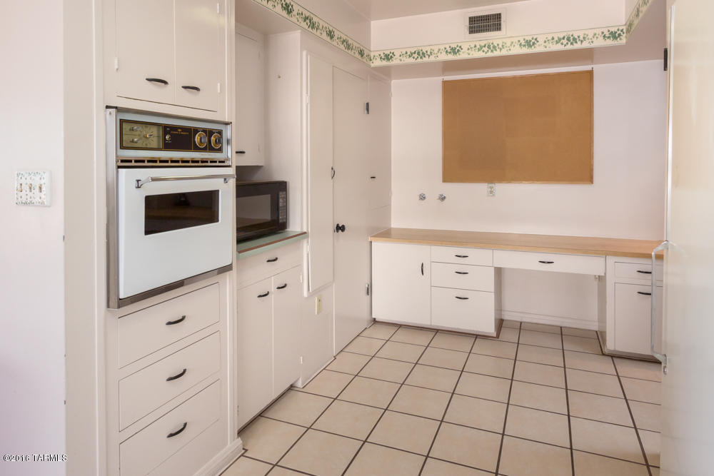 650 W River Rd, Tucson, AZ 85704 photo 12