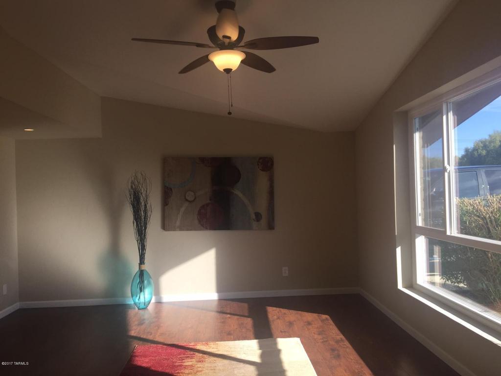 6809 E 17th St, Tucson, AZ 85710 photo 4
