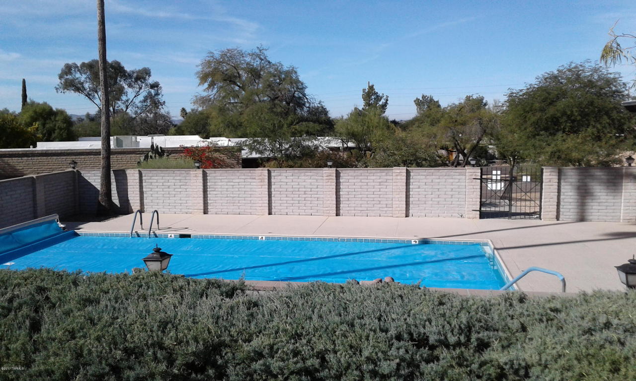 49 E Mediterranean Dr, Tucson, AZ 85704 photo 8