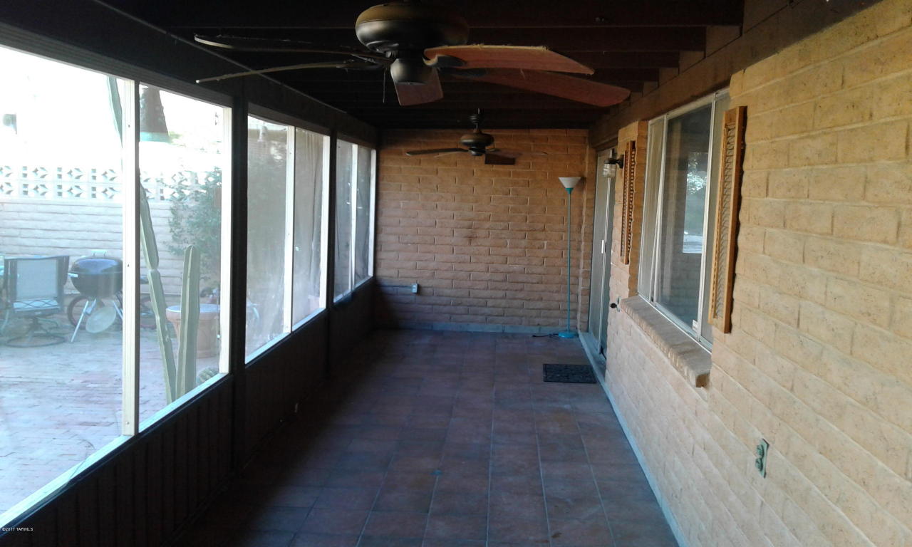 49 E Mediterranean Dr, Tucson, AZ 85704 photo 6