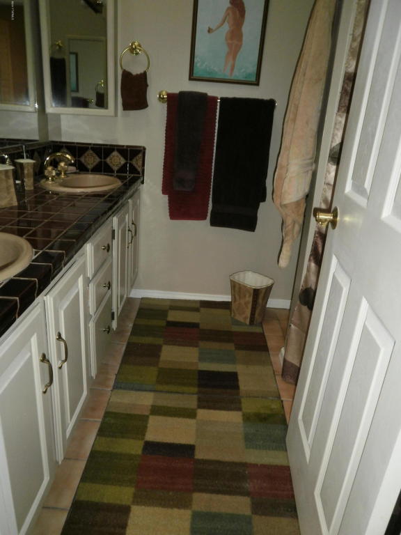 9220 E Simon Pl, Tucson, AZ 85710 photo 13