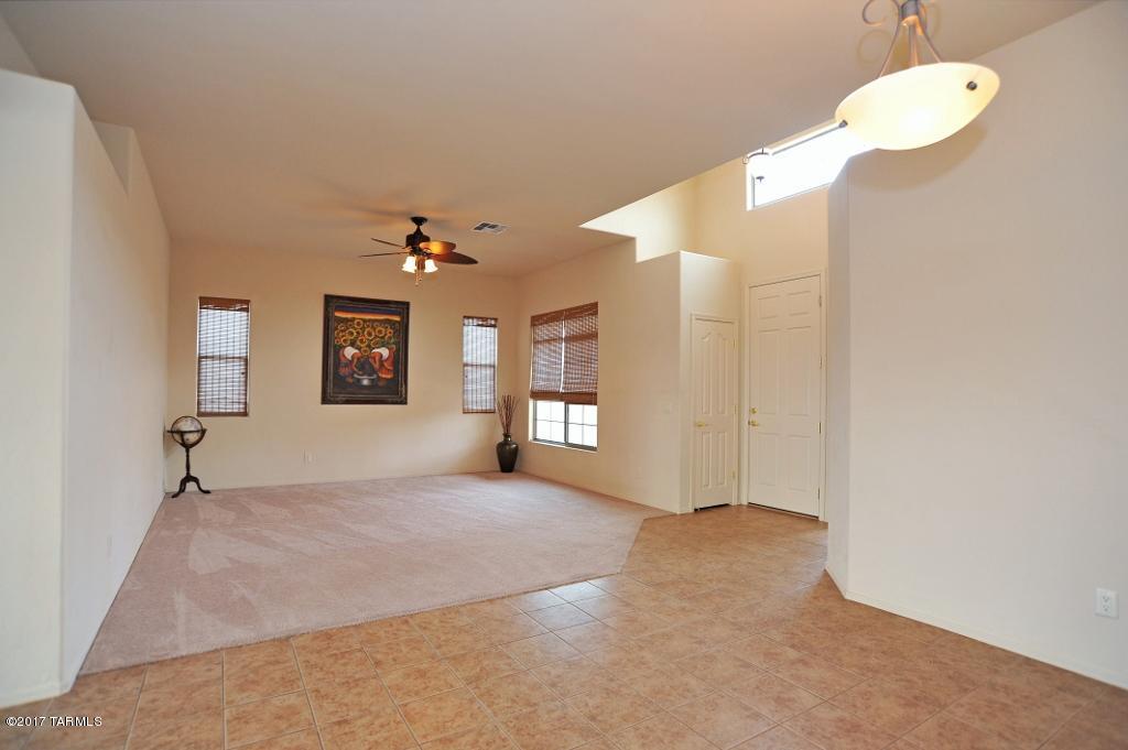 13850 E Red Hawk Sky Trl, Vail, AZ 85641 photo 2
