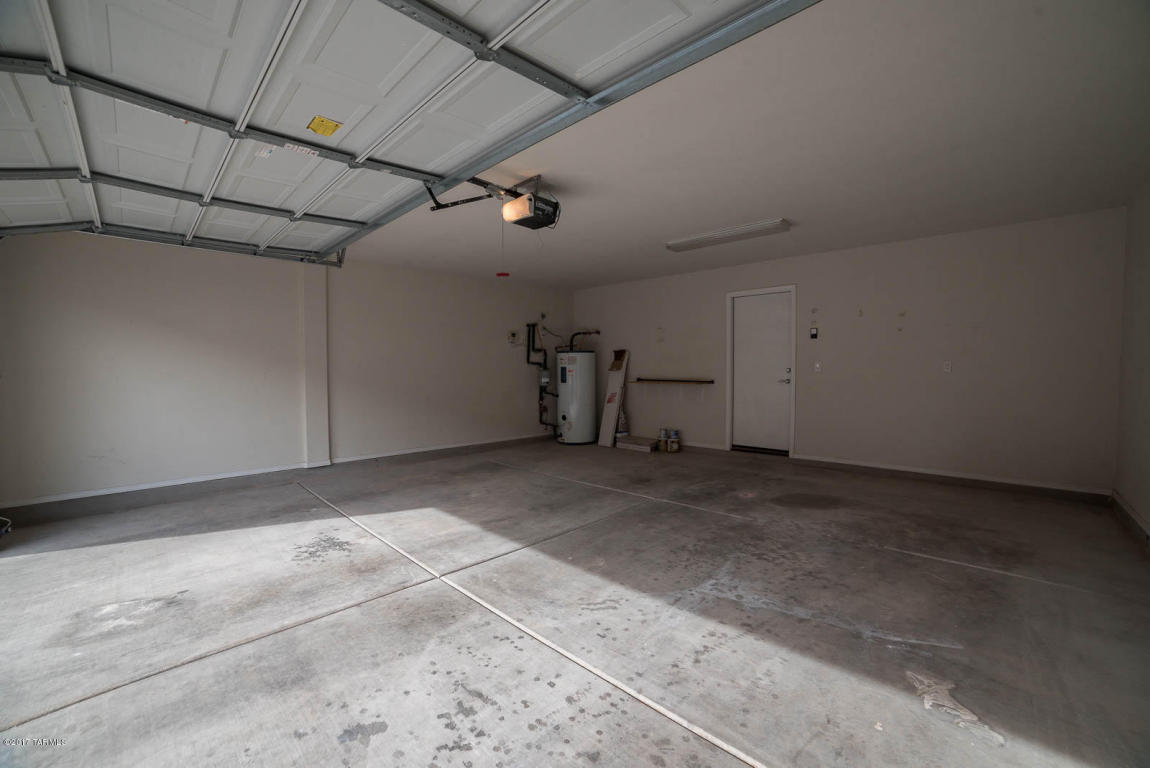 10557 E Singing Canyon Dr, Tucson, AZ 85747 photo 14