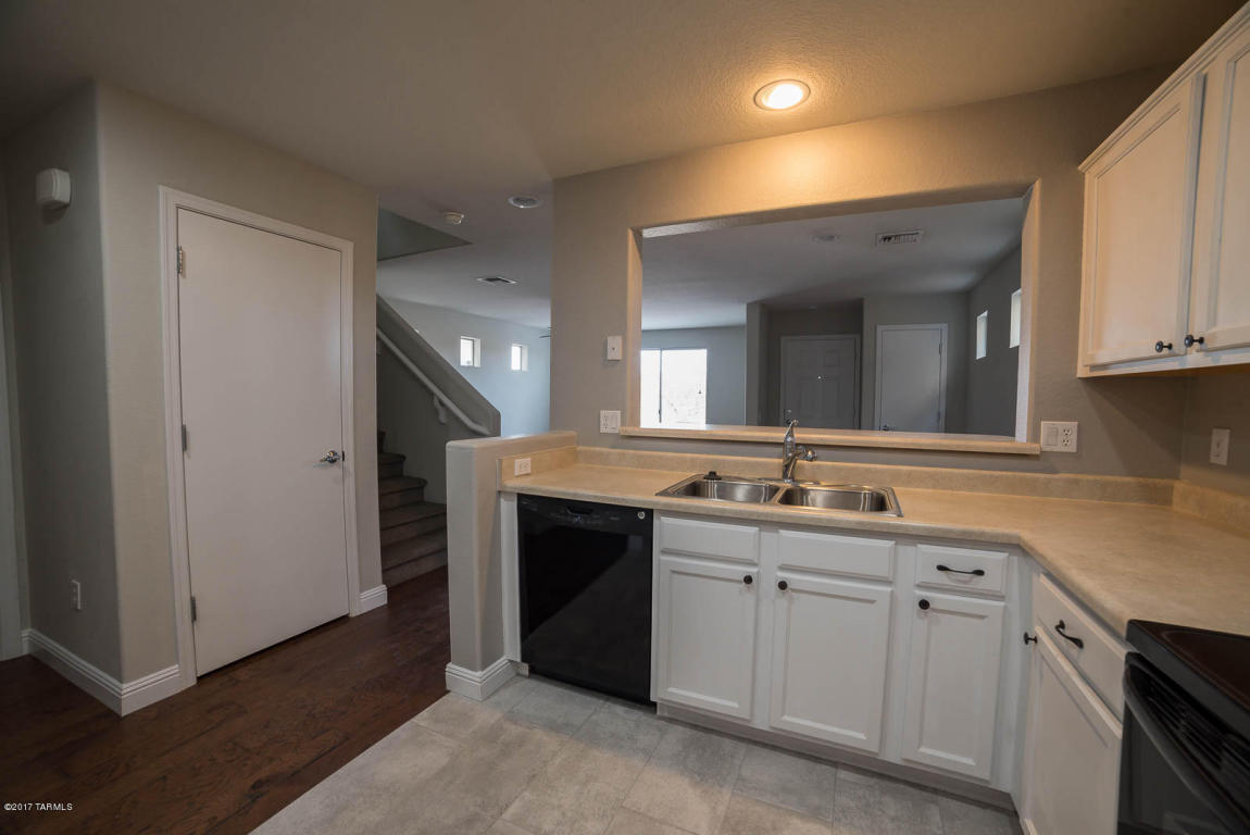 10557 E Singing Canyon Dr, Tucson, AZ 85747 photo 15