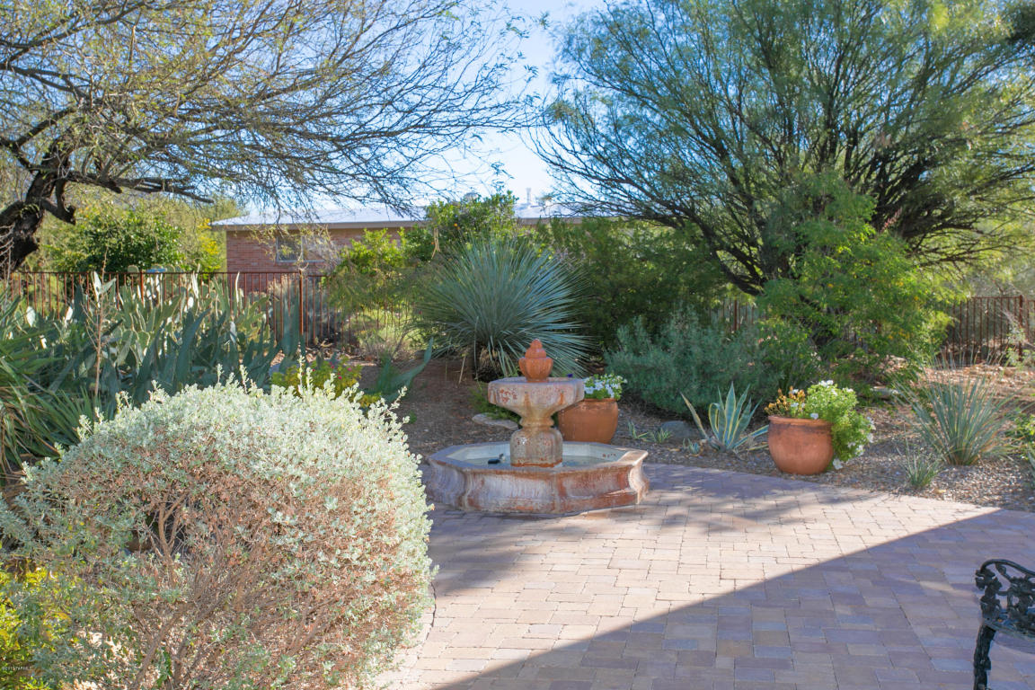 353 E Florence Rd, Tucson, AZ 85704 photo 5