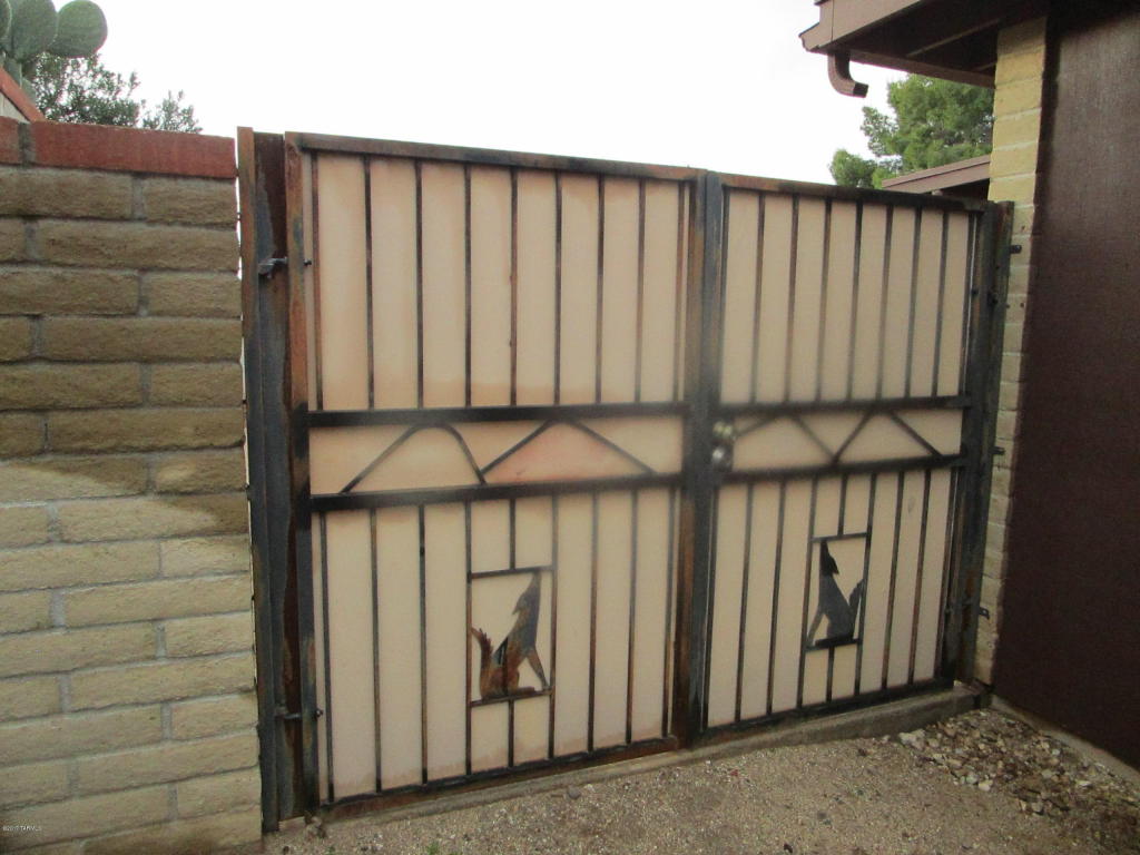 9552 E Myra Dr, Tucson, AZ 85730 photo 24