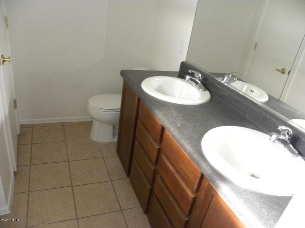 6951 S Martlet Dr, Tucson, AZ 85756 photo 12