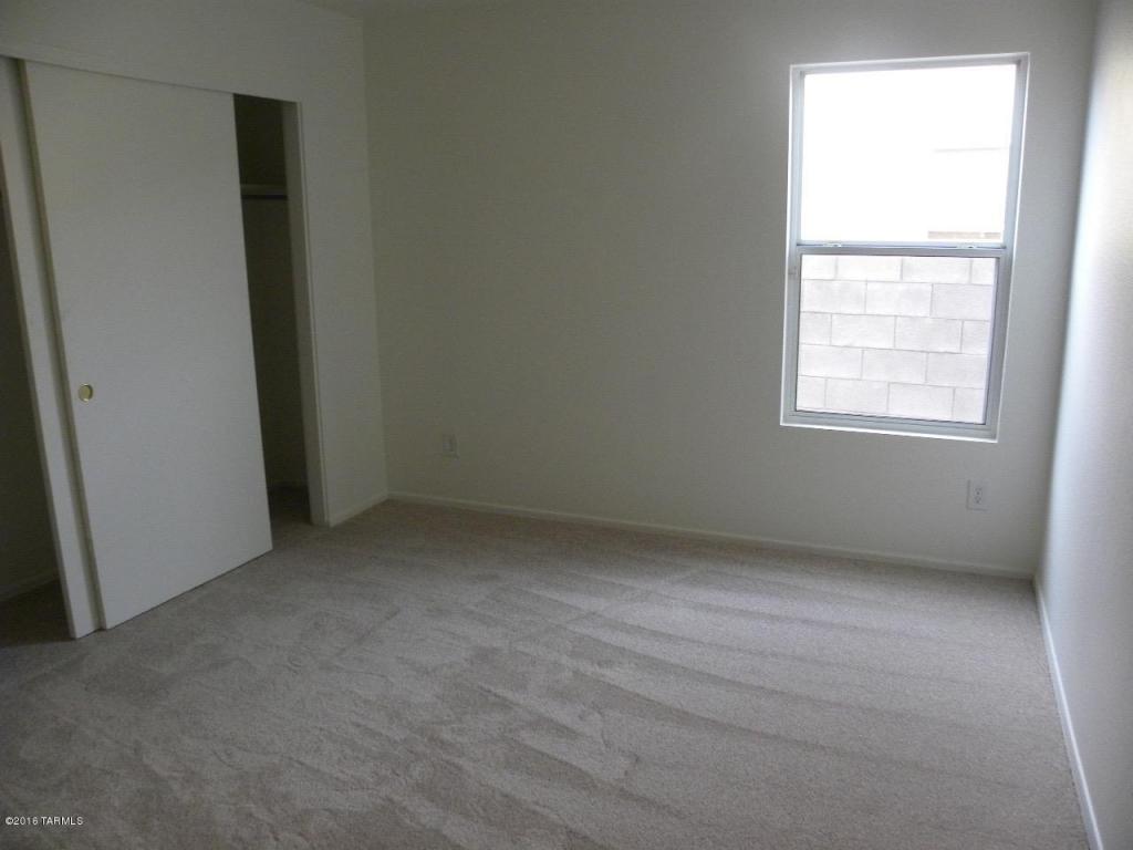 6951 S Martlet Dr, Tucson, AZ 85756 photo 17